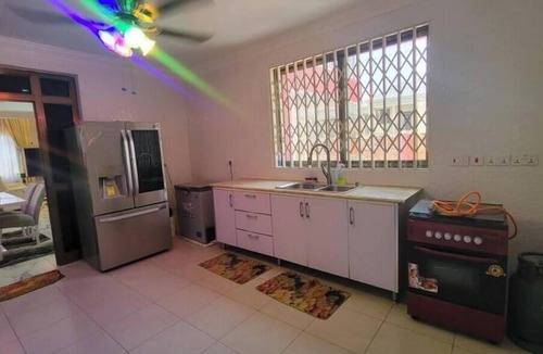 Accra House | 2 Bedroom Exctv Home @Sapeiman