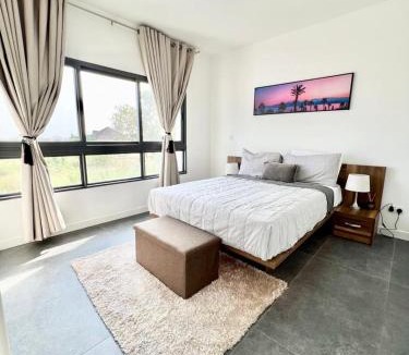 Aiyimensa Apartment | 2 bedroom Townhouse at Ayi Mensah Park at the foot of Aburi Mountains