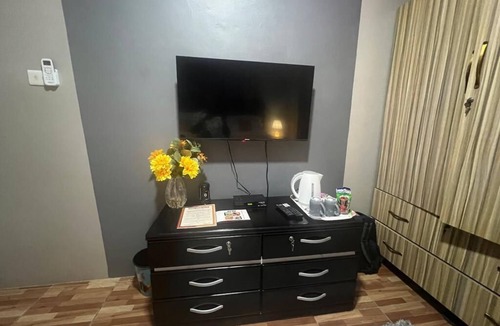 Kasoa House | 2 Bedrooms, 2 Kings Bed, Free Breakfast,WiFi,&Solar. Sleep 4