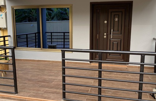 Sakumono House | 3-bed Apartment, Sleeps 6 With Wi-fi