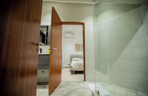 Agblesia Apartment | 3-bedroom apartment in terrific Tema,Accra with WiFi, AC