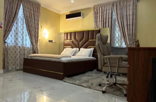 Bortianor Apartment | 4 bedroom luxurious apartment in Bortianor