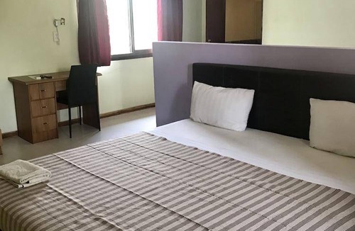 Dzorwulu Bed & Breakfast | 50 m² Bed and breakfast ∙ 127 guests