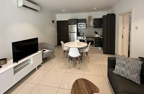Cantonments Apartment | A lovely 1 bedroom in cantonments with a pool view