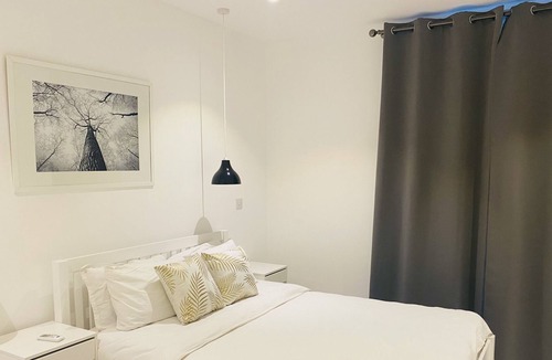 Cantonments Apartment | A lovely 1 bedroom in cantonments with a pool view