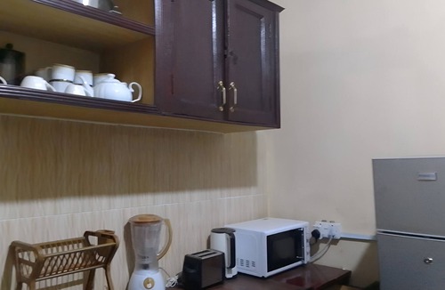 Accra House | Accra Guest House with WiFi