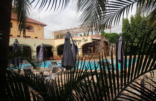 Kwabenyan Hotel | Accra Royal Castle Apartments & Suites