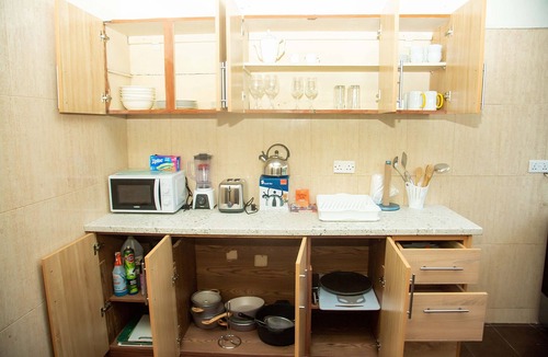 Osu Apartment | Ako-Adjei Lodge