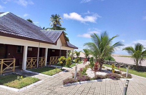 Axim Hotel | Ankobra Bridge Hotel and Resort