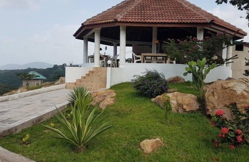 Anfoega House | Anum Royal Guest House