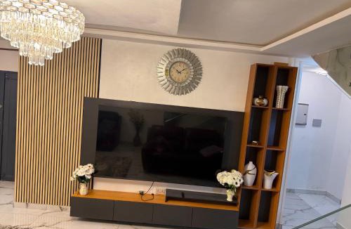 Santeo House | Asibbey Lodge