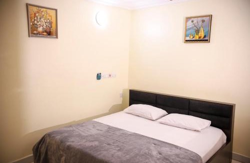 Madina Apartment | Aurelia Premium 1-Bedroom Apartment in Adjiriganor