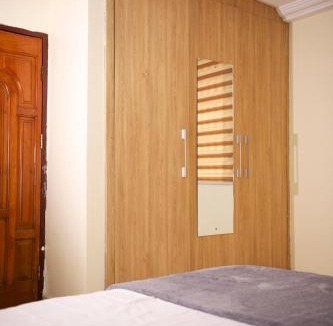 Madina Apartment | Aurelia Premium 1-Bedroom Apartment in Adjiriganor