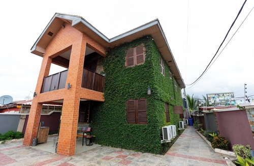 Teshie Apartment | Bays Boutique Apartment