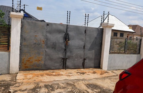 Ejisu House | Beautiful 2-bedroom house with AC in pleasant Ejisu