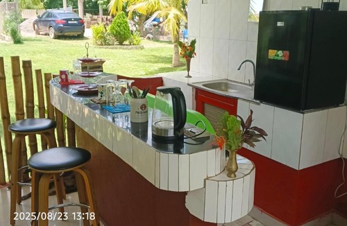 Wa Apartment | BeautyByNature Garden Oasis & Restaurant