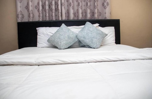 Sunyani Hotel | Blue Mirage Hotel