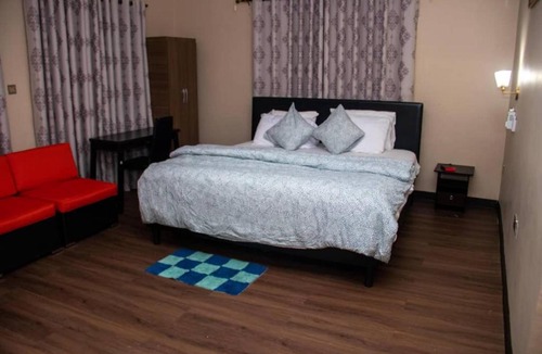 Sunyani Hotel | Blue Mirage Hotel