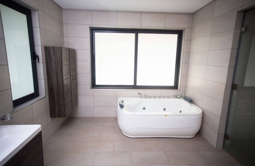 Sekondi-Takoradi Apartment | BRAGHA FREEGATE - PENTHOUSE SUITE