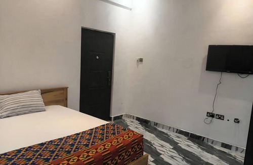 Kasoa House | Casa de royal guest house