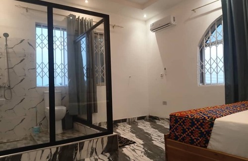 Kasoa House | Casa de royal guest house