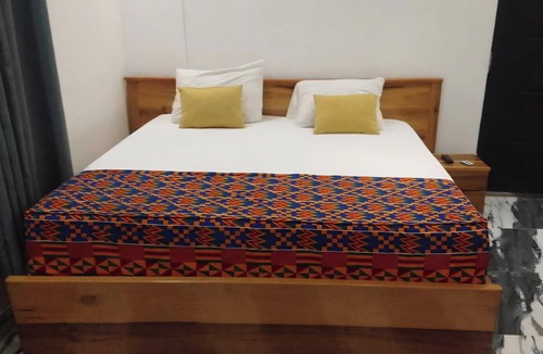 Kasoa House | Casa de royal guest house