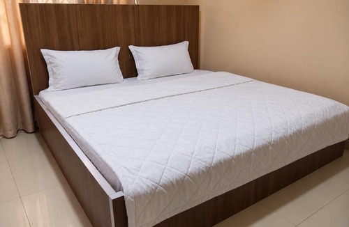 Teshie Hotel | Central Sun-Kissed 1BR 1BT Wi-Fi TV Alpha Haven