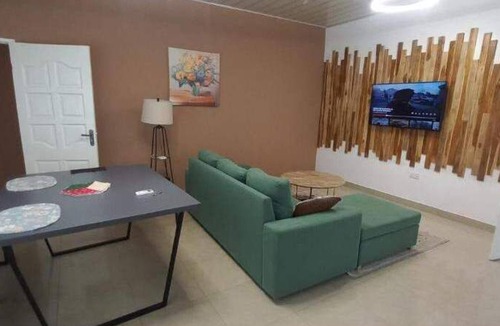 Asylum Down Apartment | Centrally Located 2-bedroom apartment at Asylum Down -Accra with WiFi, AC.