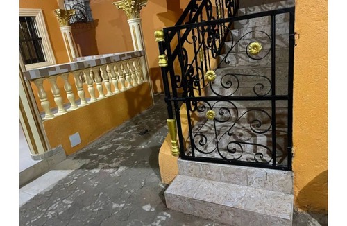 Lome Villa | Château Villa Des Moissons