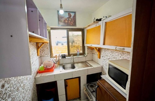 Accra Apartment | Charming 1-bedroom and 2 bedroom apartment with AC in vibrant Lapaz Tabora,Accra
