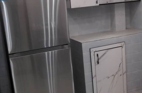 Lome Apartment | Charming 2-bedroom apartment in gorgeous Lomé with AC, WiFi agent security
