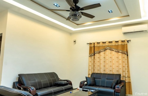 Lome Apartment | Chic 1-bedroom with AC and WiFi in awesome Lomé security agent