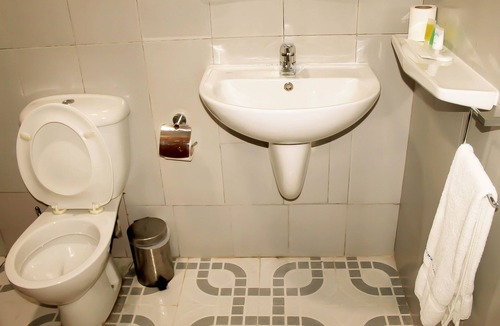 Obuasi Hotel | Clean & Serene Atmosphere for Business and Leisure