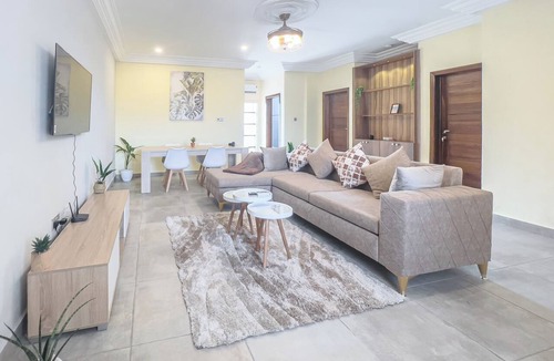 East Legon Apartment | Comfortable and spacious 2-bedroom apartment with queen-size beds, Wi-Fi, and Netflix in East Legon