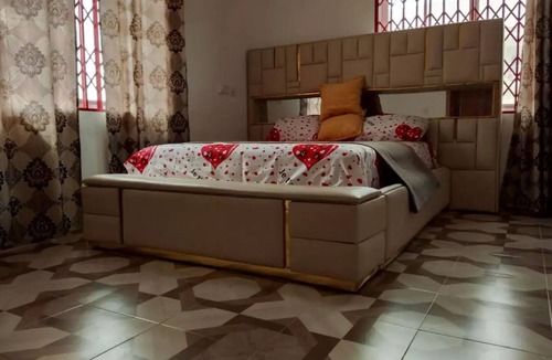 Roman Ridge Bed & Breakfast | Convenient Private Room