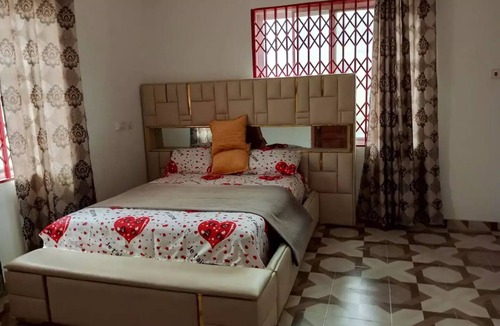 Roman Ridge Bed & Breakfast | Convenient Private Room