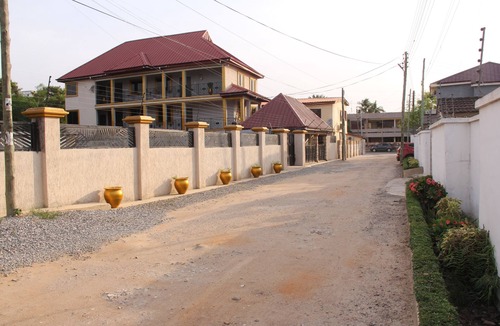 Dzorwulu Apartment | Cozy 1-bedroom apartment in beautiful Accra with AC