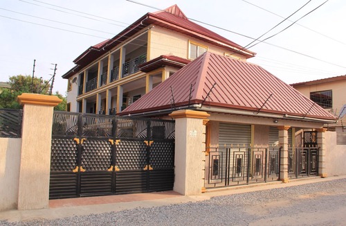 Dzorwulu Apartment | Cozy 1-bedroom apartment in beautiful Accra with AC