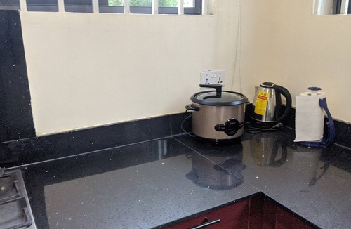 Santeo Apartment | Cozy 2 bedroom apartment located in the centre of Accra. Very family friendly