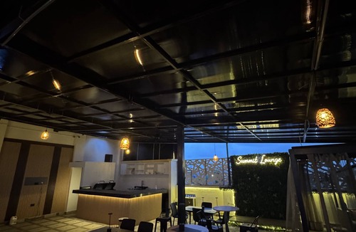 Teshie Apartment | Cozy 2-bedroom corporate apartment with AC in brilliant Accra