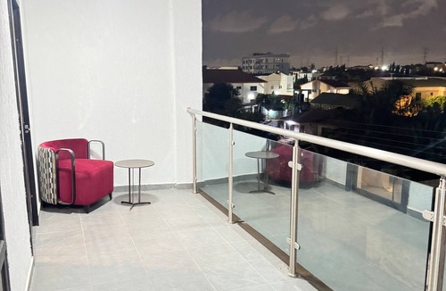 Teshie Apartment | Cozy 2-bedroom corporate apartment with AC in brilliant Accra