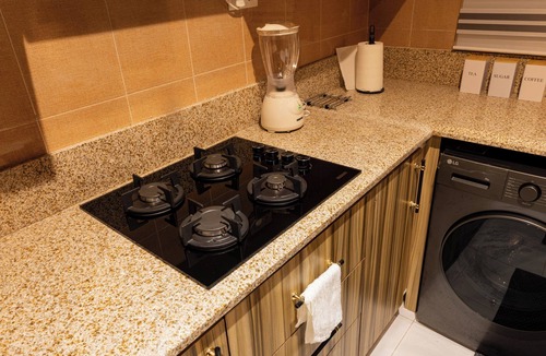Nungua House | Cozy 4-Bedroom Townhouse in Community 25, Tema