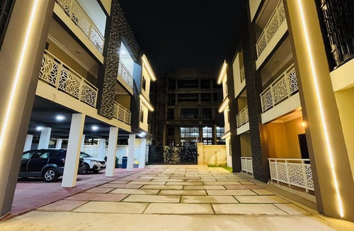Madina Condo | Cozy Elegant Condo 1BR Apartment