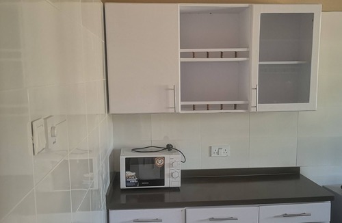 Accra House | Cozy, fully furnished and fenced house in ashongma estates