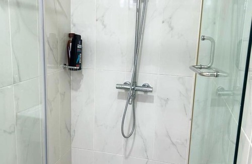 Santeo Apartment | Cozy Home, East Legon Hills