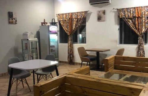 Amasaman House | Danson Lodge Guest House