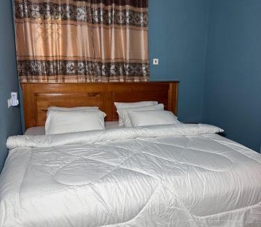 Mankessim Bed & Breakfast | DanTeng View Lodge