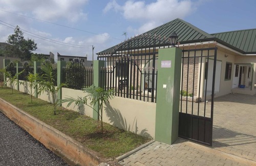 Nungua House | Delightful 3-bedroom house with AC in Lakeside Estates, Adenta Municipality