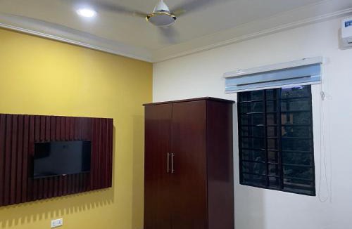 Aburi Hotel | Dpr h