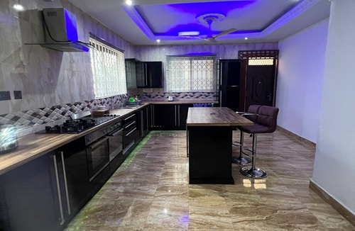 Santeo House | Dworth Lodge, East Legon Hills by the Melcom Mall 5BED